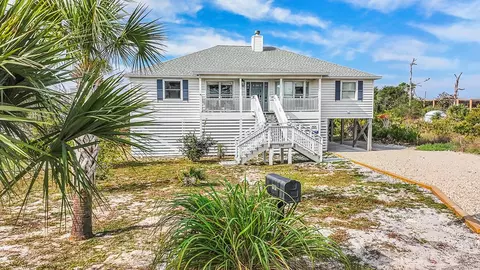 7181 Leeward St, Port St. Joe, FL 32456