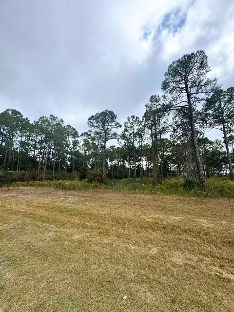 396 Ridgecrest Pkwy, Eastpoint, FL 32328