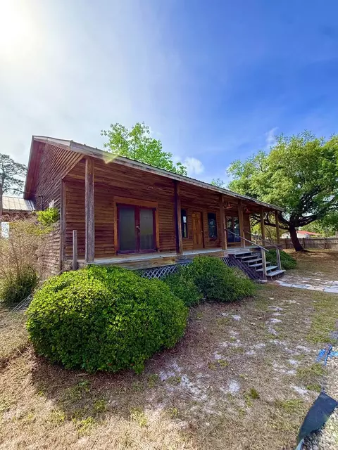 171 Wood Duck Dr, Eastpoint, FL 32328