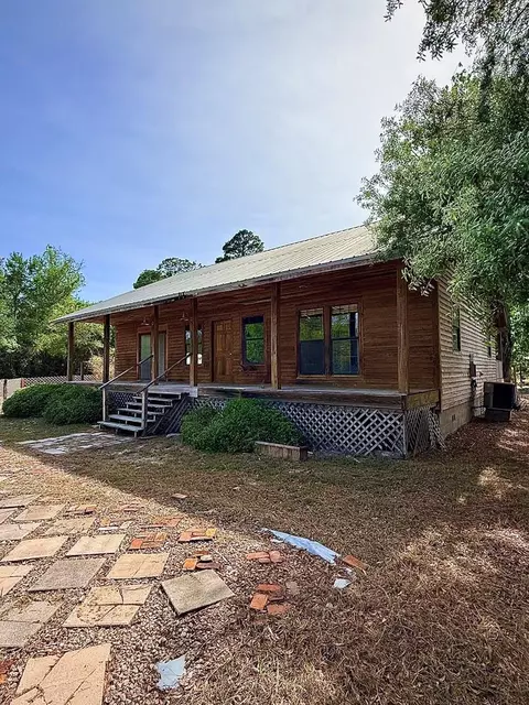 171 Wood Duck Dr, Eastpoint, FL 32328