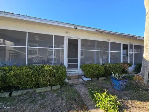 3 Newman Dr # -7, Lanark Village, FL 32323