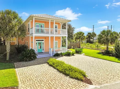 104 N 35th St, Mexico Beach, FL 32456