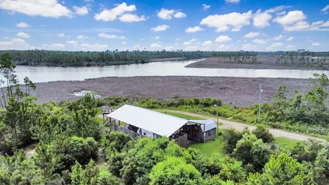 105 Chapel Ln, Port St. Joe, FL 32456