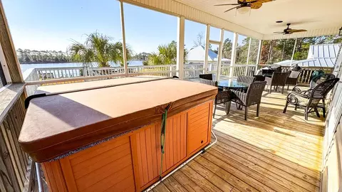 Exterior - 387 River Rd, Carrabelle, FL 32322 photo 11 of 14