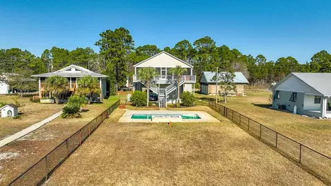 Exterior - 387 River Rd, Carrabelle, FL 32322 photo 5 of 14