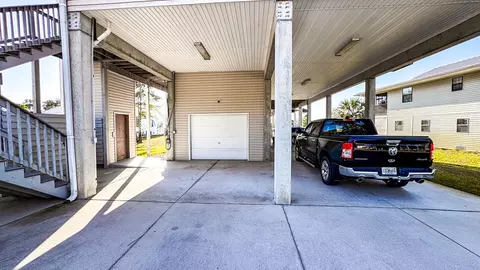 Exterior - 387 River Rd, Carrabelle, FL 32322 photo 9 of 14