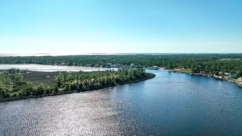 View/Area - 387 River Rd, Carrabelle, FL 32322 photo 8 of 10