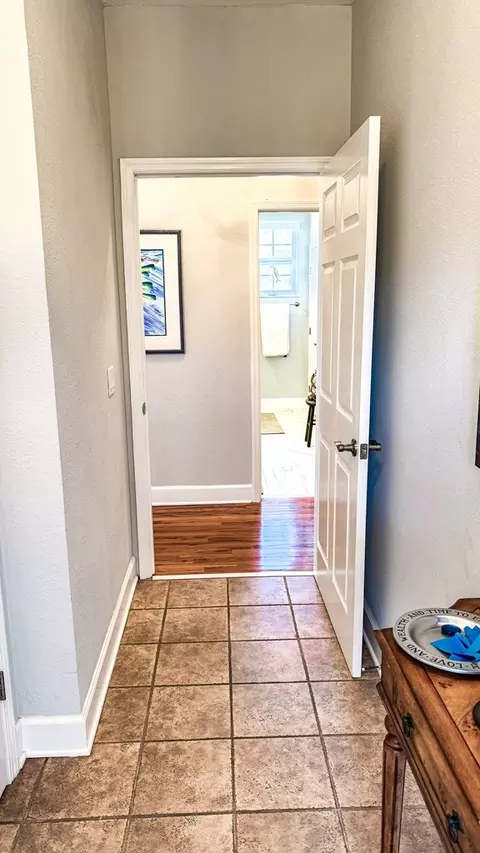 Entry Way - 387 River Rd, Carrabelle, FL 32322 photo 2 of 3