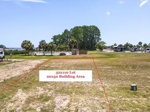 295 Gar Wood Lndg, Carrabelle, FL 32322