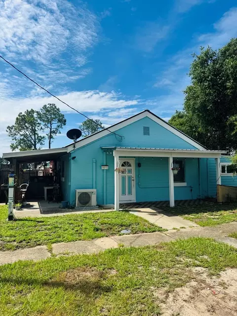 50 E Pine St # -1, Lanark Village, FL 32323