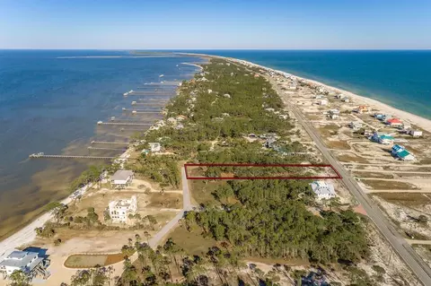 1147 Russell Way, Saint George Island, FL 32328