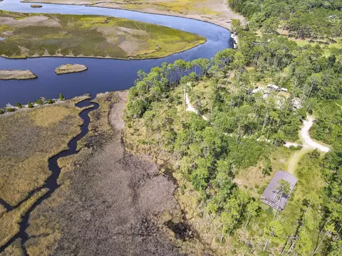 341 Jay Jay Way, Carrabelle, FL 32322 photo 11