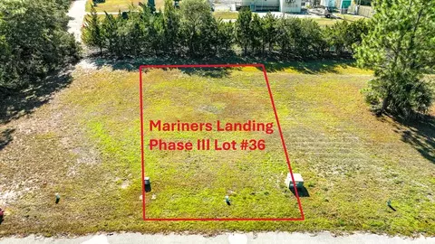 121 S Mariners Way, Carrabelle, FL 32322