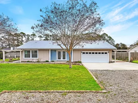 103 Mimosa Ave, Port Saint Joe, FL 32456
