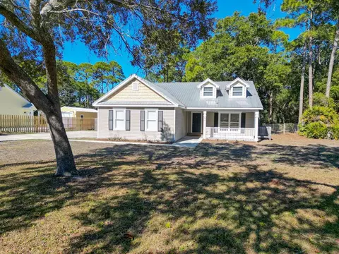 119 Old Ferry Dock Rd, Eastpoint, FL 32328
