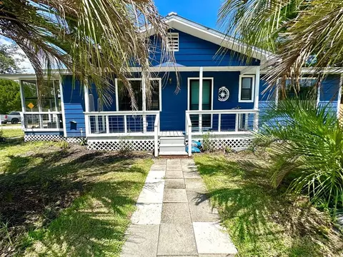 607 Three Rivers Rd, Carrabelle, FL 32322