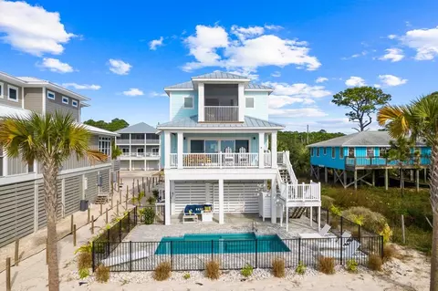 102 Curve Rd, Cape San Blas, FL 32456