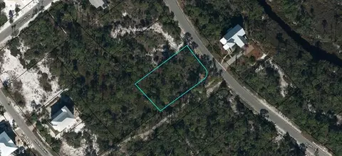 207 Signal Ln, Port St. Joe, FL 32456