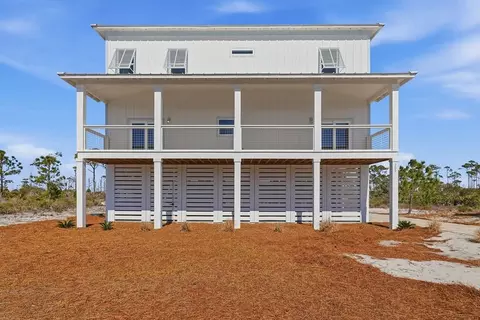 303 Park Point Cir, Cape San Blas, FL 32456