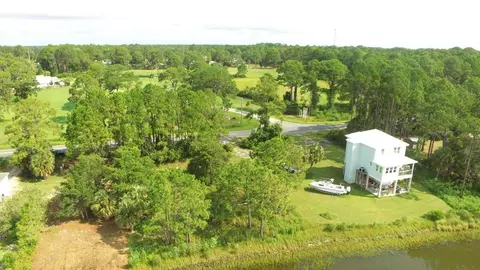 2412 Hwy 98 E, Carrabelle, FL 32322