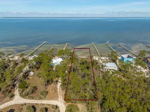 1207 E Gulf Beach Dr, Saint George Island, FL 32328