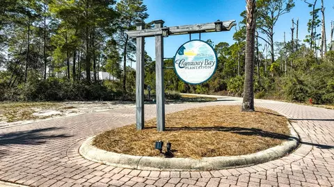 124 Plantation Dr, Carrabelle, FL 32322