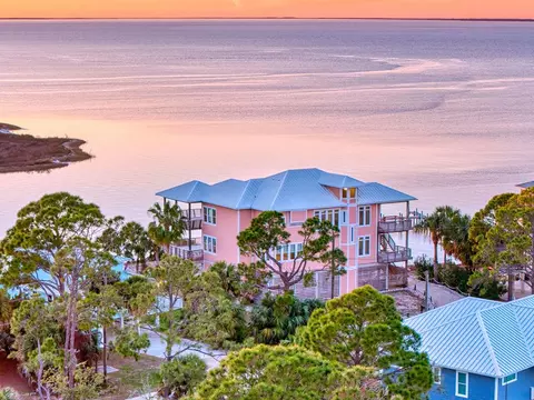 505 W Sawyer St, Saint George Island, FL 32328