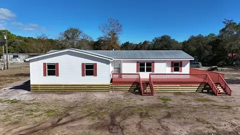 44 Jefferson St, Eastpoint, FL 32328