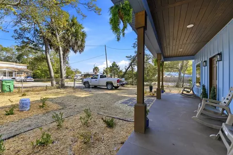 Exterior - 601 W 3rd St, Carrabelle, FL 32322 photo 4 of 8