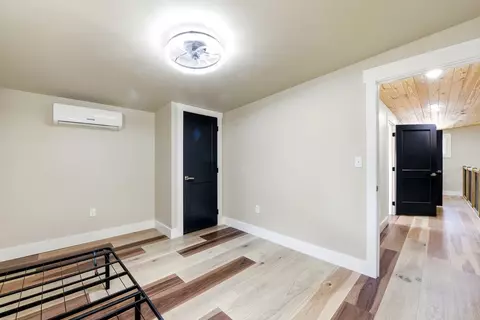 Bedroom - 601 W 3rd St, Carrabelle, FL 32322 photo 5 of 11