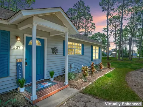 107 Infield Dr, Carrabelle, FL 32322