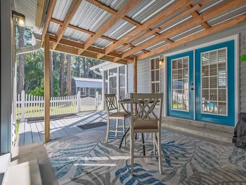 Exterior - 107 Infield Dr, Carrabelle, FL 32322 photo 6 of 16