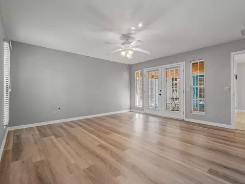 Living - 107 Infield Dr, Carrabelle, FL 32322 photo 5 of 5