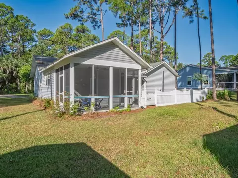 Exterior - 107 Infield Dr, Carrabelle, FL 32322 photo 11 of 16