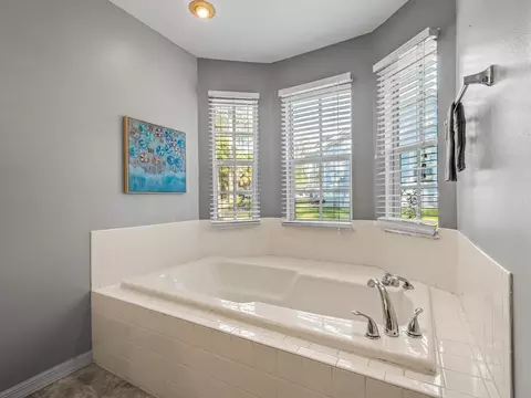 Bath - 107 Infield Dr, Carrabelle, FL 32322 photo 4 of 4