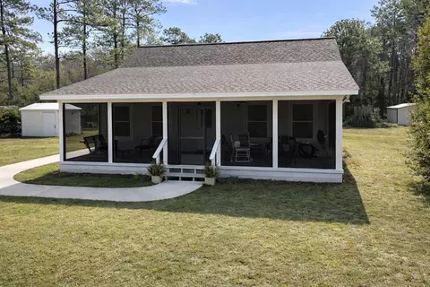 54 Hathcock Rd, Apalachicola, FL 32320