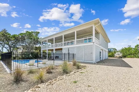 617 W Gulf Beach Dr, Saint George Island, FL 32328