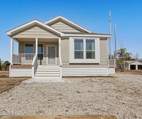 227 Bay St, Port St. Joe, FL 32456