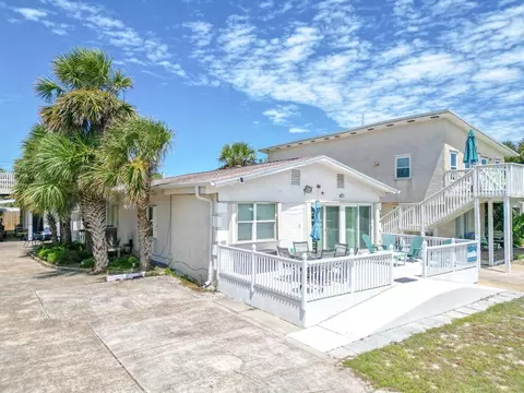 633 E Gorrie Dr #3, Saint George Island, FL 32328