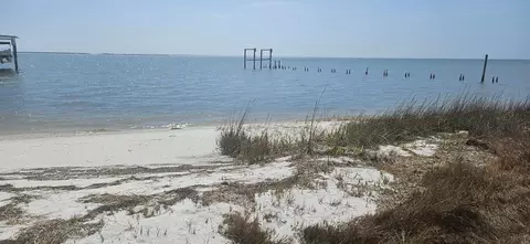 2298 Hwy 98 E, Carrabelle, FL 32322