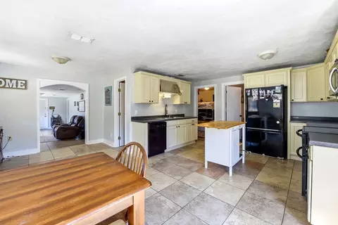 Kitchen - 1012 NW Ave C, Carrabelle, FL 32322 photo 1 of 5