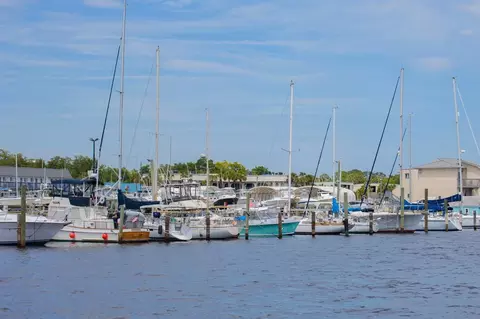 View/Area - 1012 NW Ave C, Carrabelle, FL 32322 photo 4 of 4
