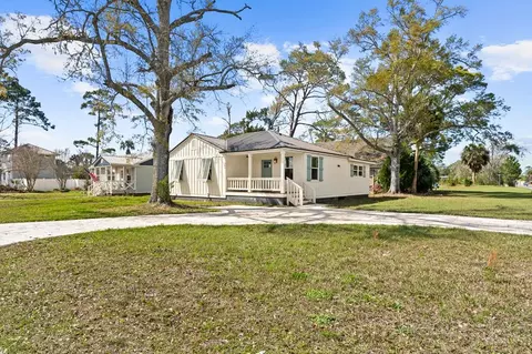 209 16th St, Port St. Joe, FL 32456