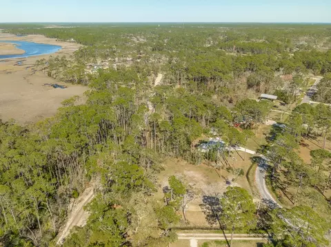 735 Wellborn Ave, Carrabelle, FL 32322 photo 13