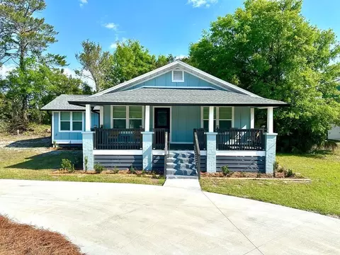 304 Hwy 98, Carrabelle, FL 32322