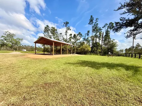 8990 Cr 386 N, Wewahitchka, FL 32465