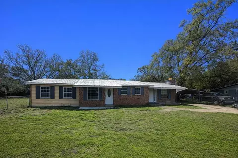 598 Three Rivers Rd, Carrabelle, FL 32322