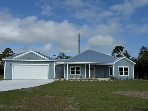 1703 St Georges Ct, Eastpoint, FL 32328