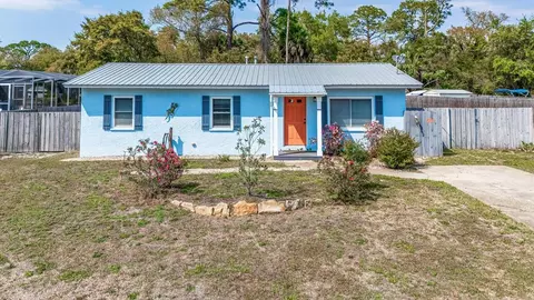 561 Welton Dr, Port Saint Joe, FL 32456