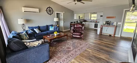 Living - 2248 Hwy 98 E, Carrabelle, FL 32322 photo 2 of 3